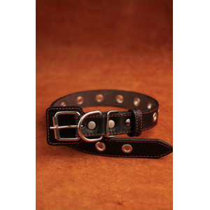 Ошейник из натуральной кожи, цвет черный  с красной нитью 40см