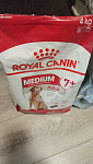 Royal Canin Medium Light Weight Care Корм сухой для взрослых и стареющих собак средних размеров, склонных к набору лишнего веса, 3 кг - фото